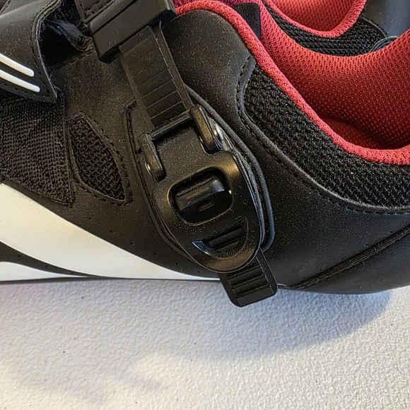 Peloton Cycling Shoes - Men Size 45 - Picture 3 of 6